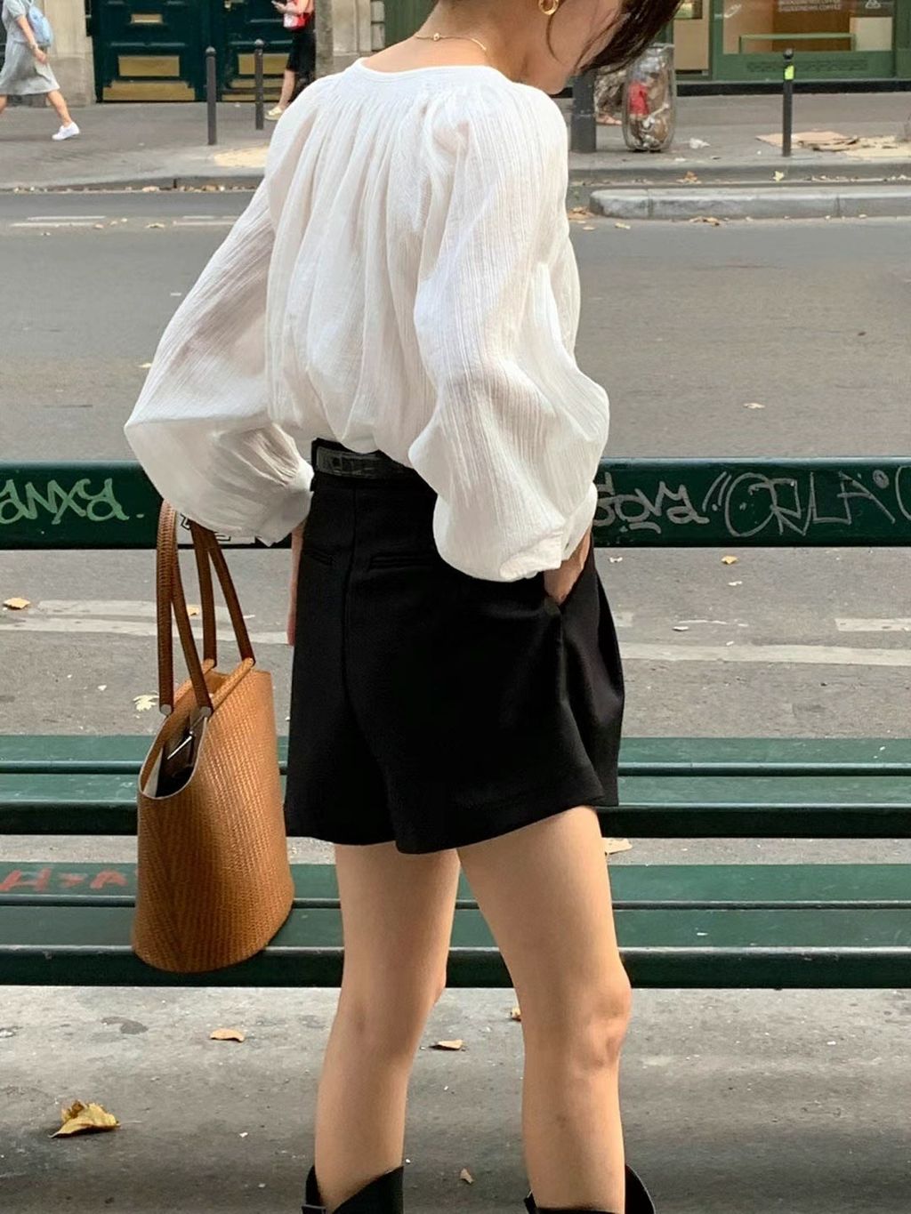si16