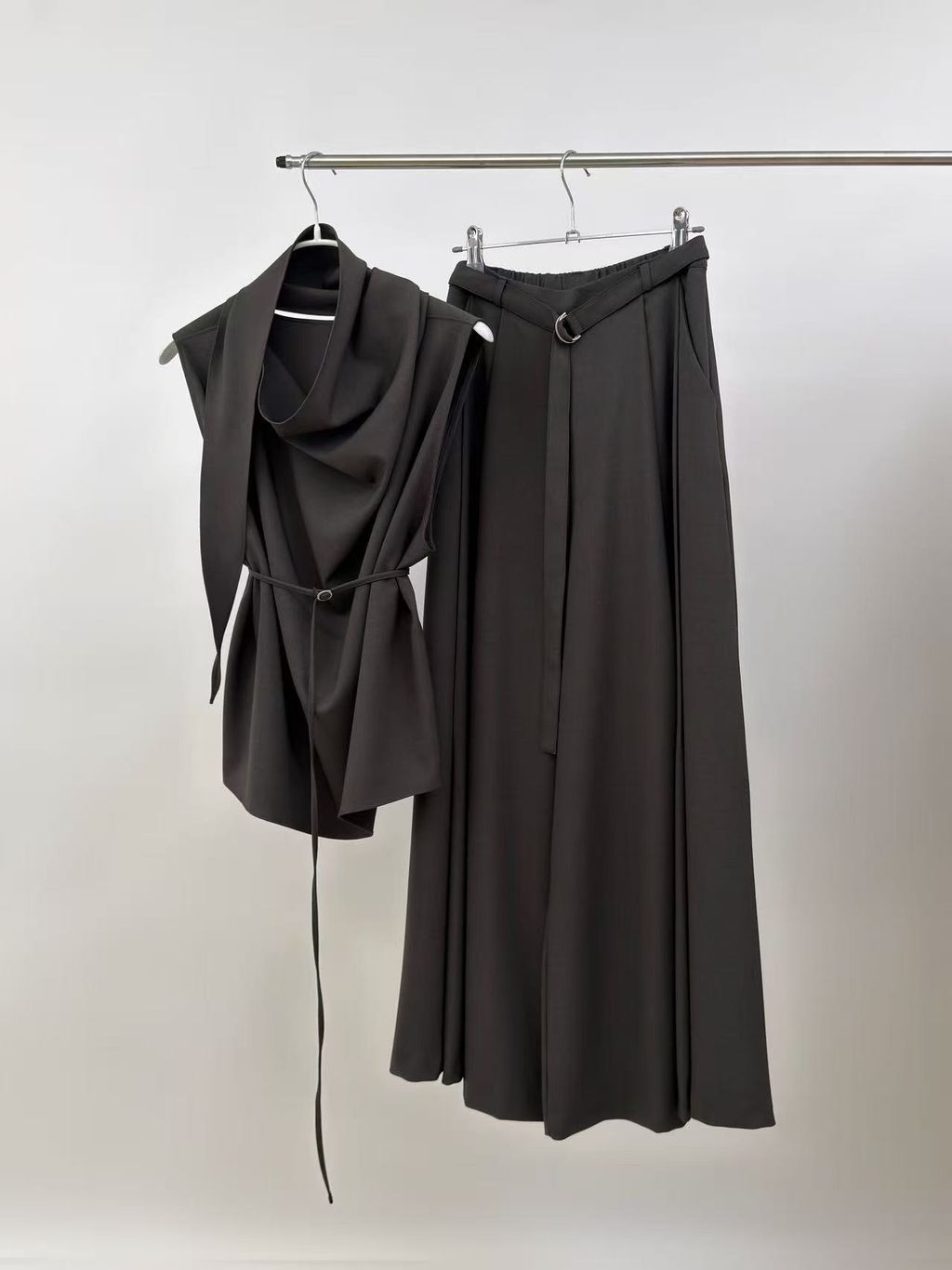 垂墜寬褲套裝37