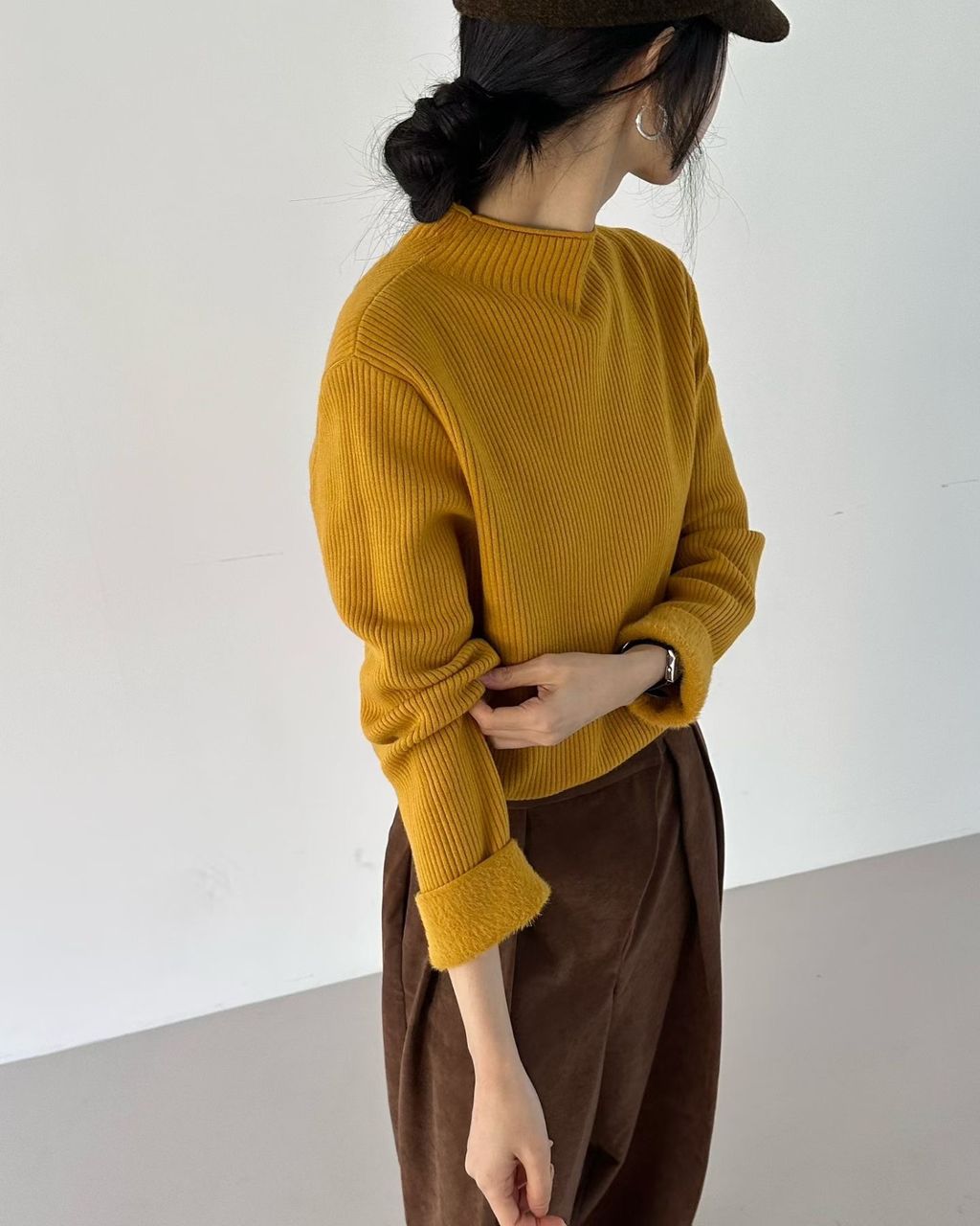 立領直紋針織24