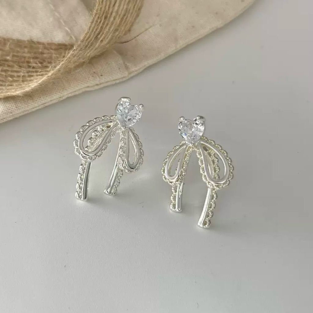 tw-11134207-820lg-mm1bby93ol4y8b