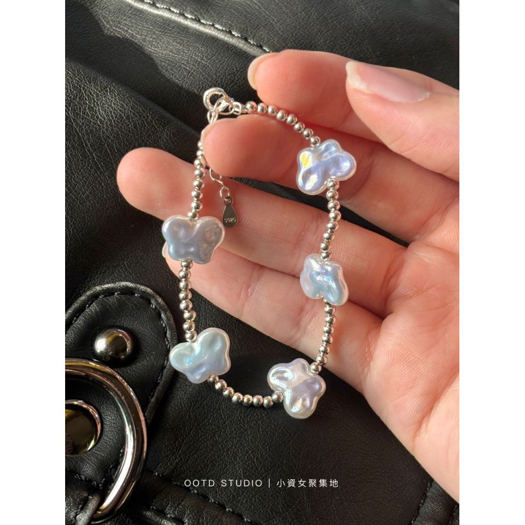 tw-11134207-820ld-mobzwy0r43yl30