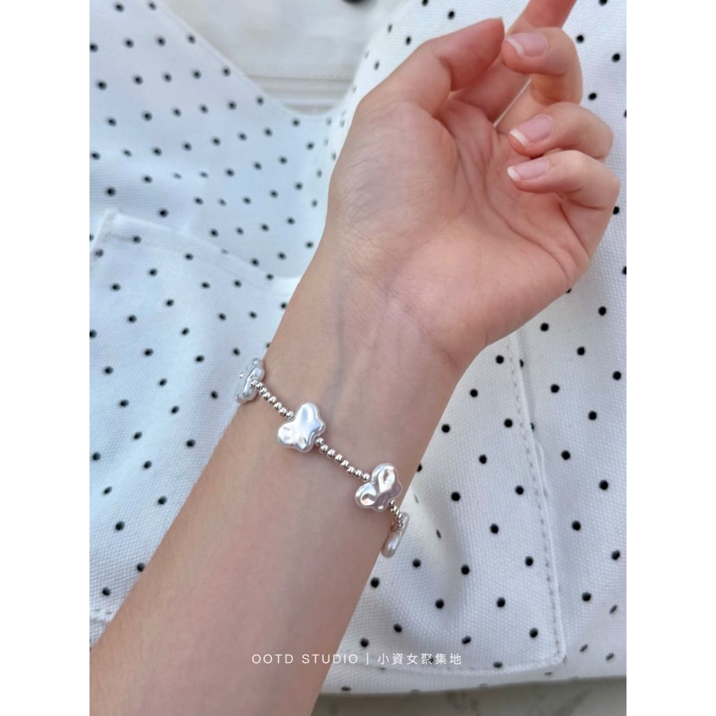 tw-11134207-820l6-mobzssnltz4ea7