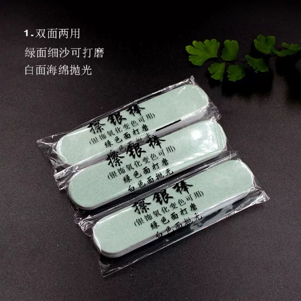 tw-11134207-820la-mr05jt259ukic0