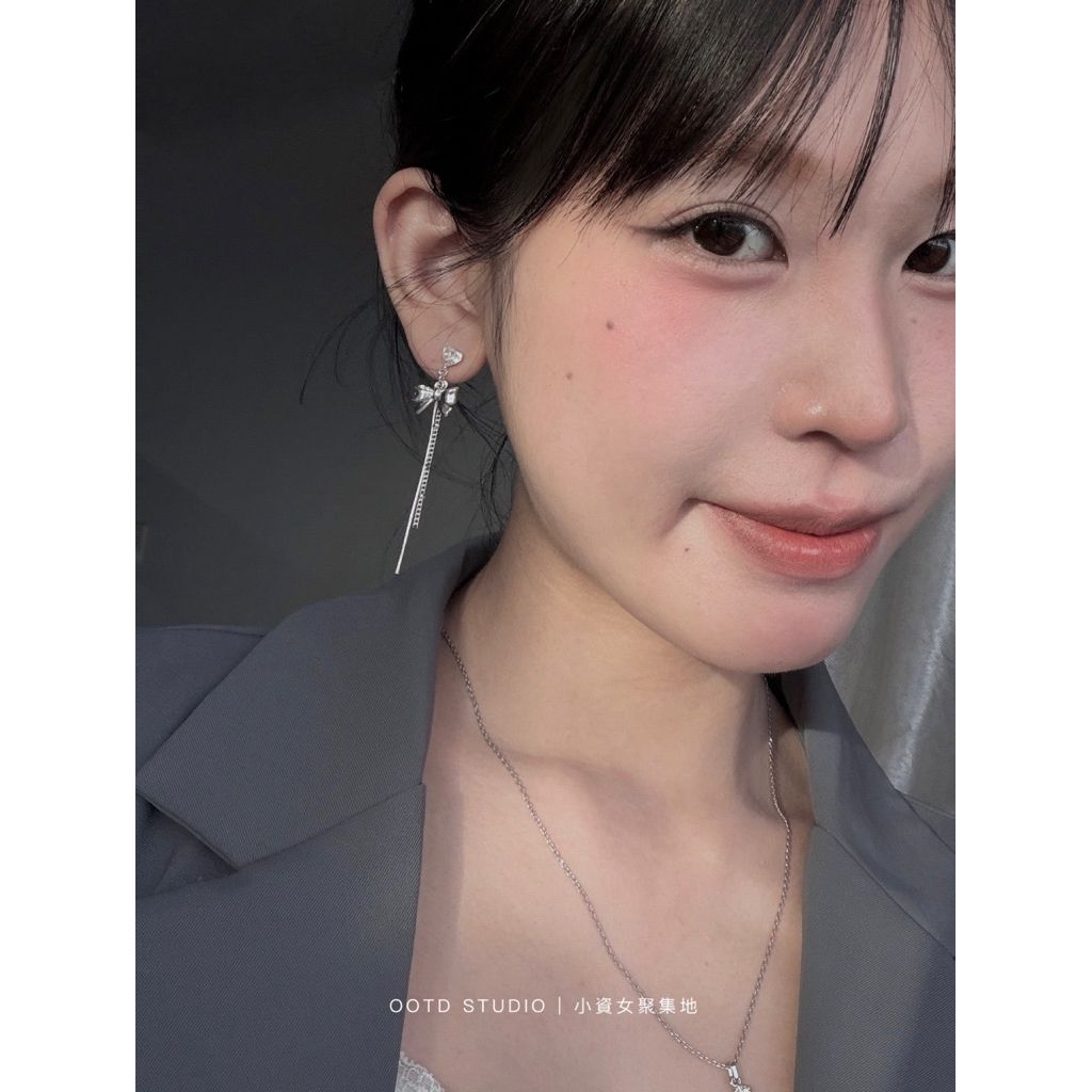 tw-11134207-820l4-mrmnxy2417glf9