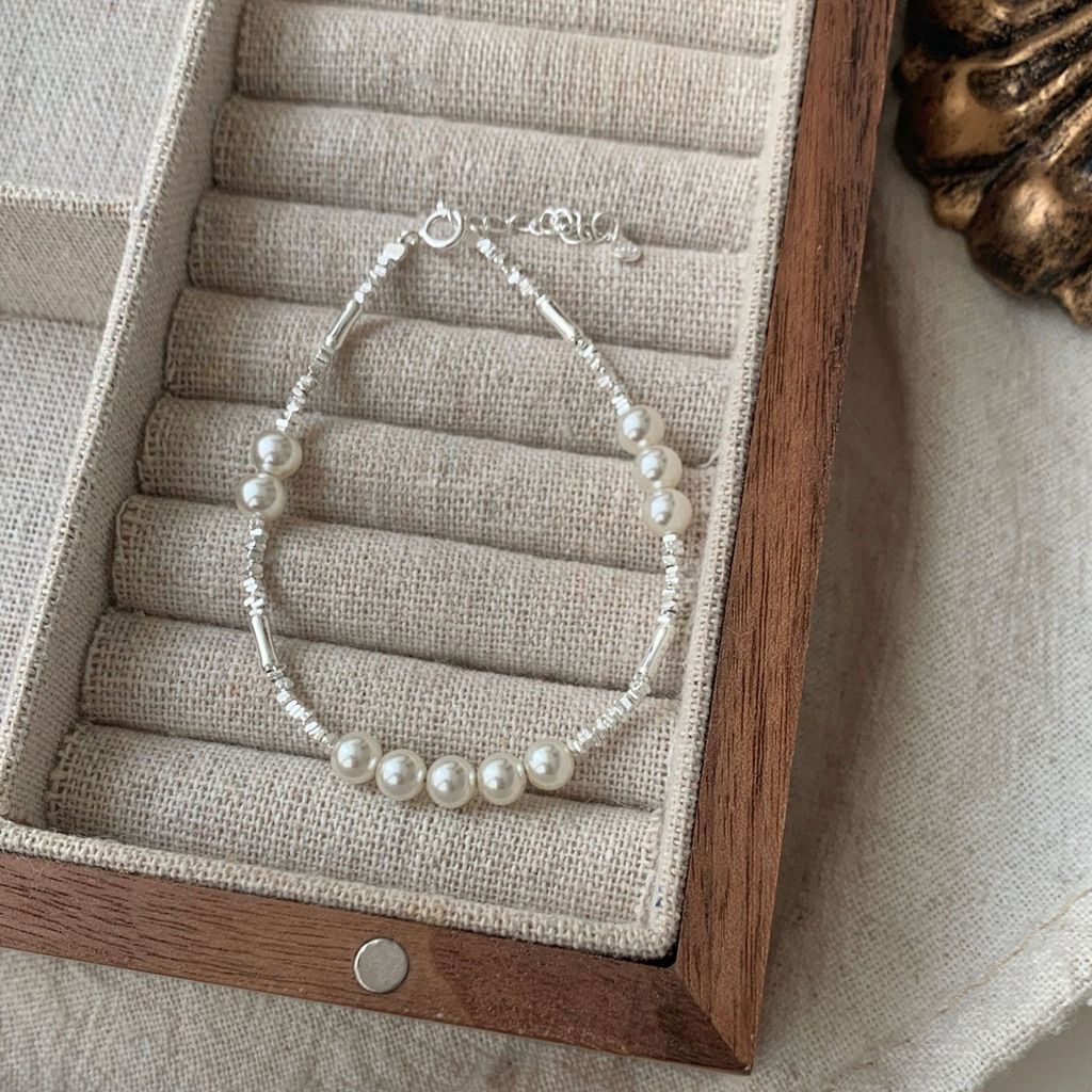 tw-11134207-81ztf-mhol9pnv5loj3d