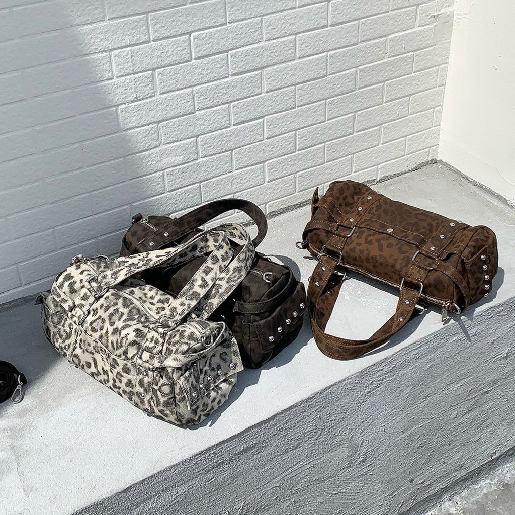 tw-11134207-81zto-mhmu3bp9xlhe32