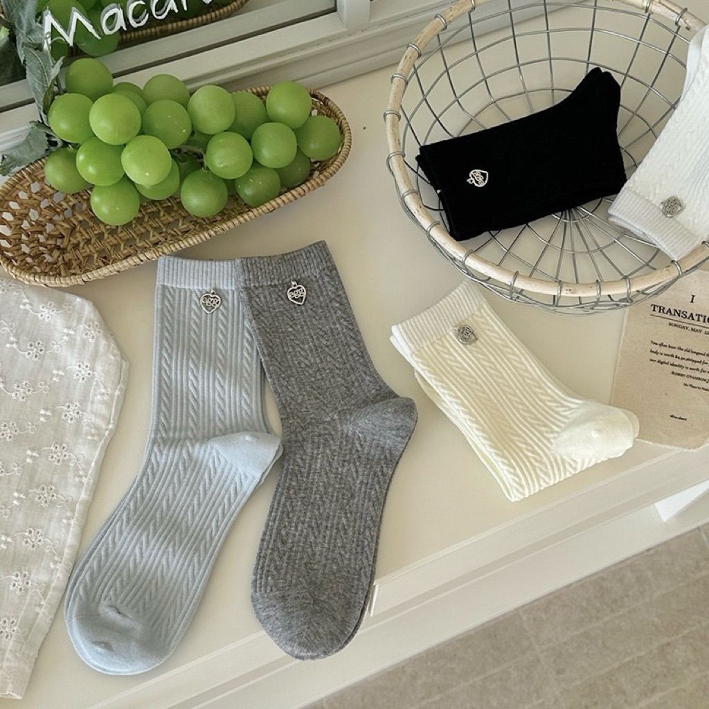 tw-11134207-81ztm-mj1h5knejlz9cf