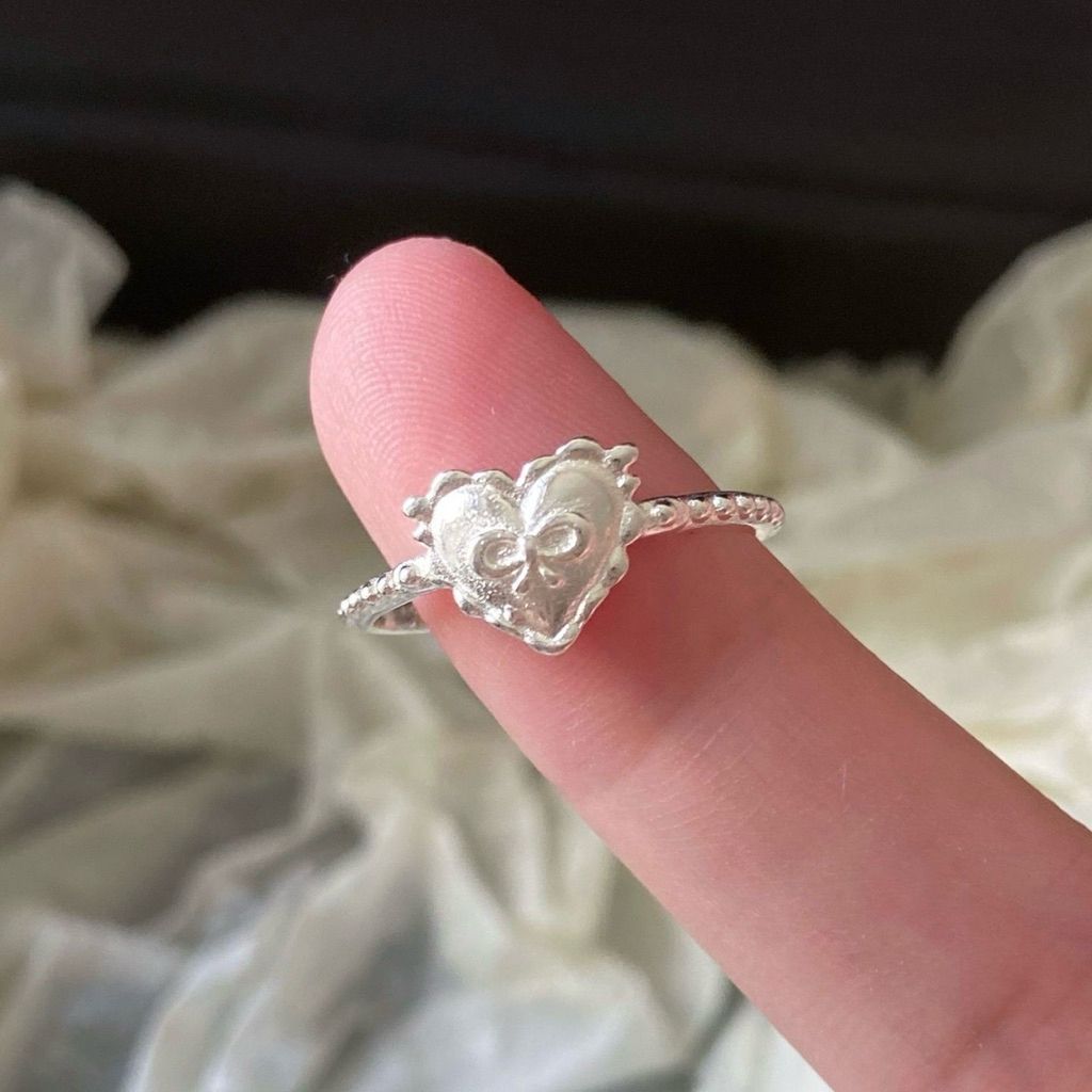 tw-11134207-81ztm-mjtwujznzrb4b3