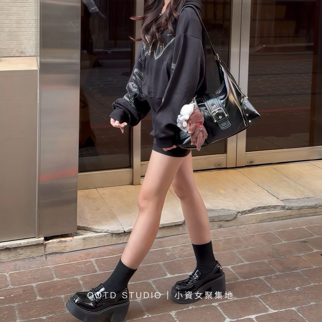 tw-11134207-820la-mkxjbckqws1xbd