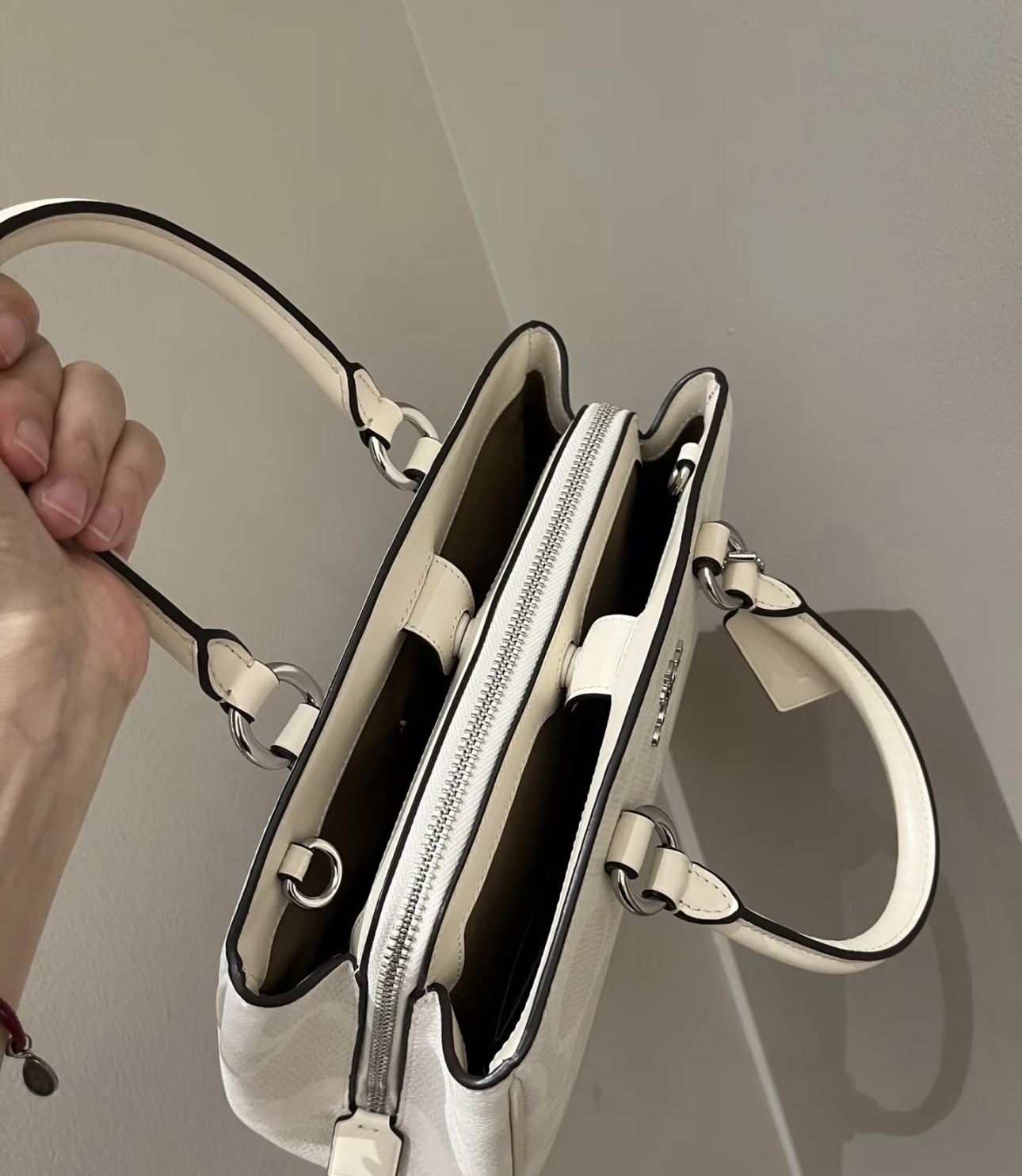 image_71073059-44B7-4CA3-B042-EA5E8C141217_1776237747