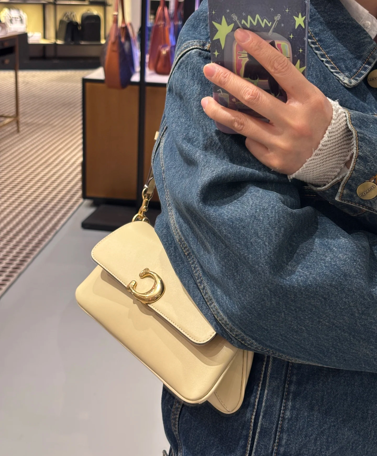 image_ABEDE6D8-6D1B-4DD9-BF57-EF4FF3A37162_1750139443