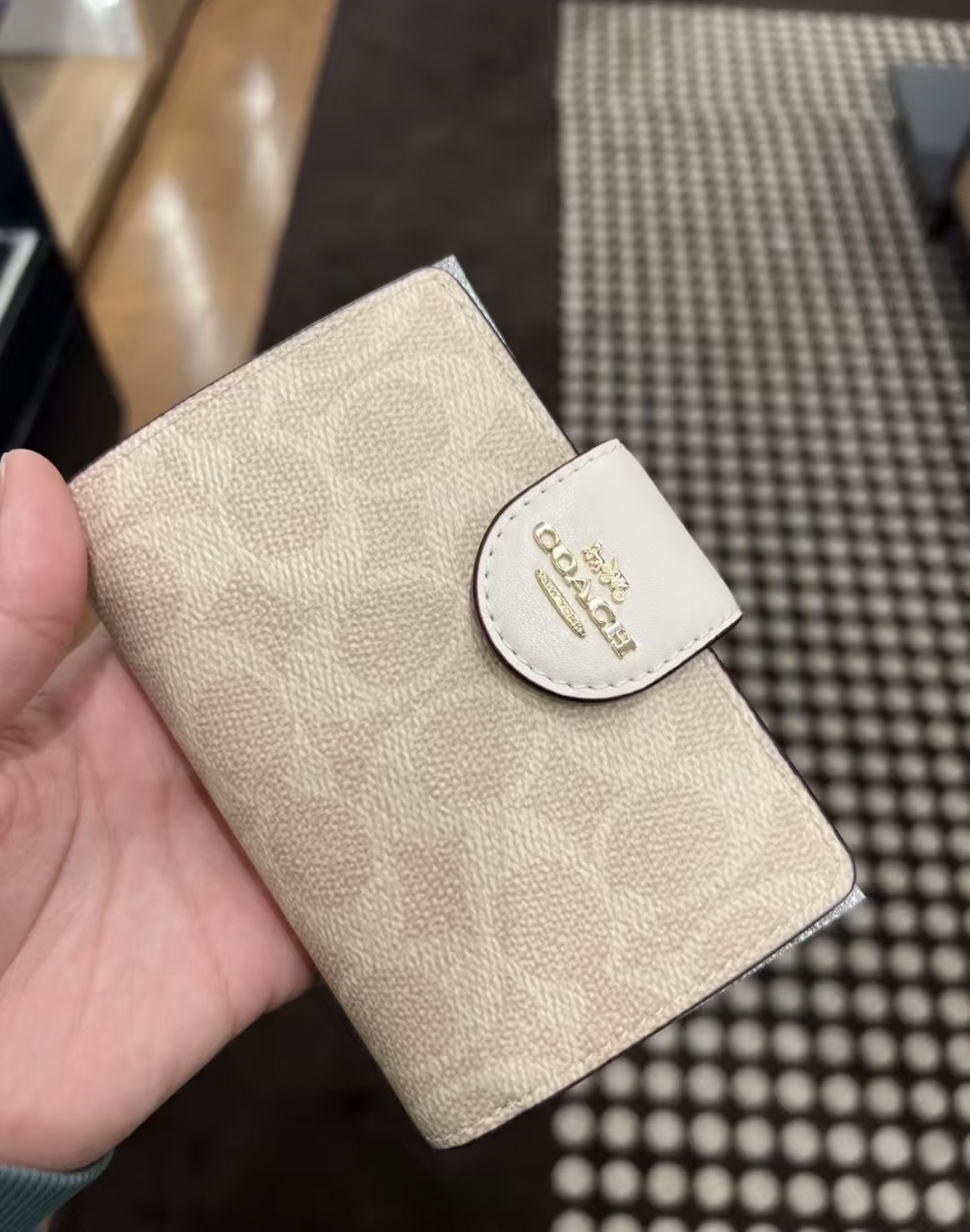 image_3D926A60-EC7B-497F-9104-3A3FAD800513_1763779905