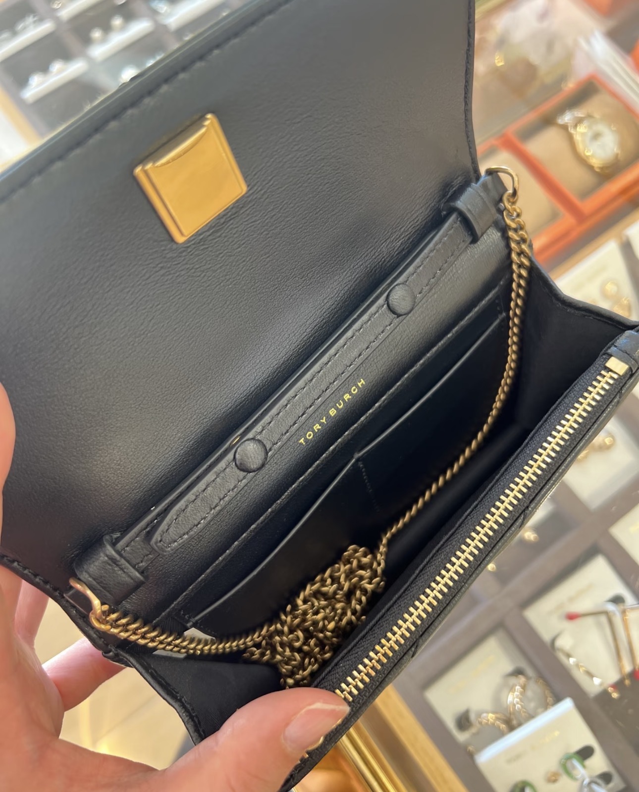 image_FE1B3018-C741-4714-94A7-F247F36CF791_1764687884