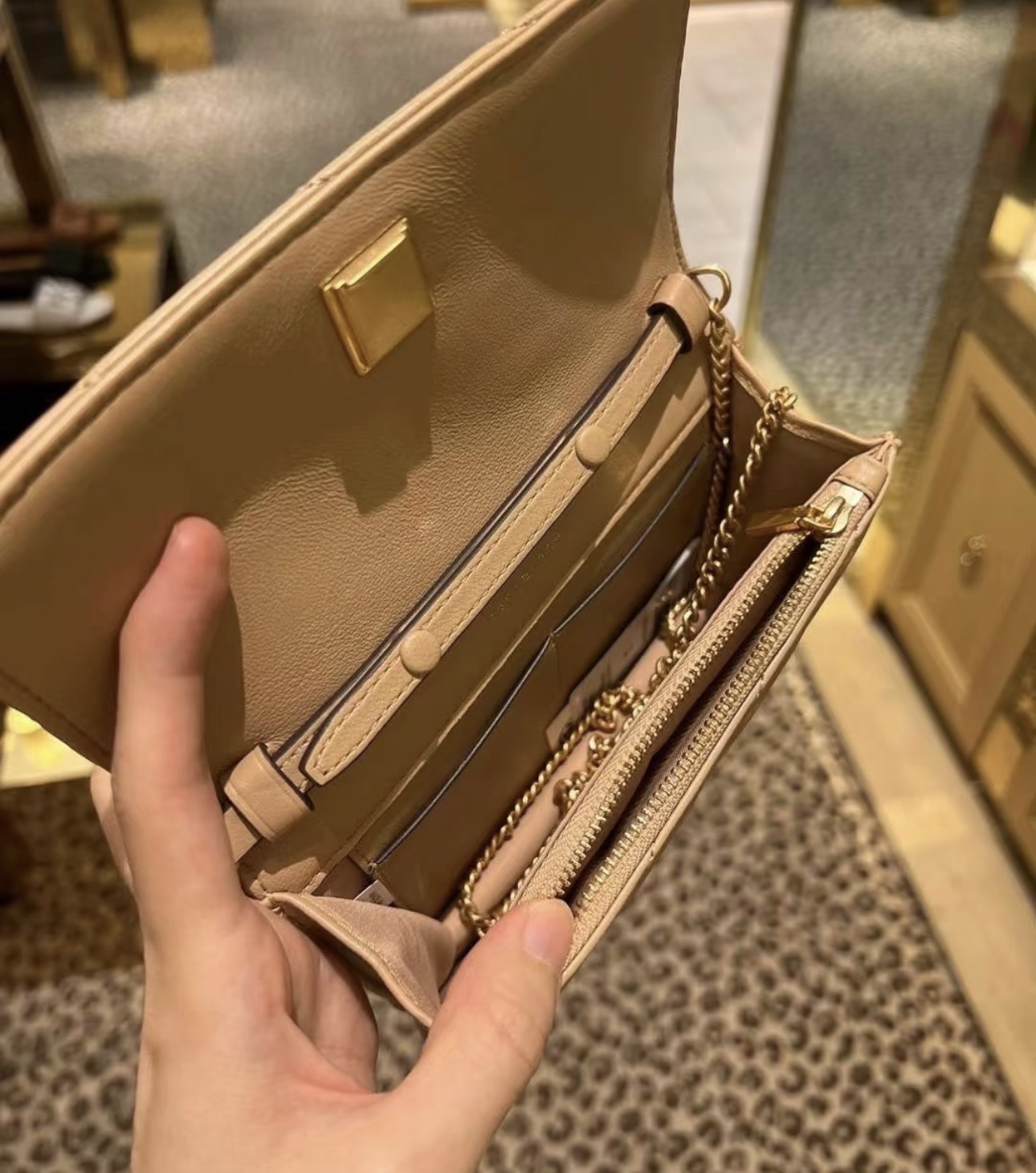 image_DA3D9B3D-DADB-4D8A-A451-CD95205FB931_1764687884