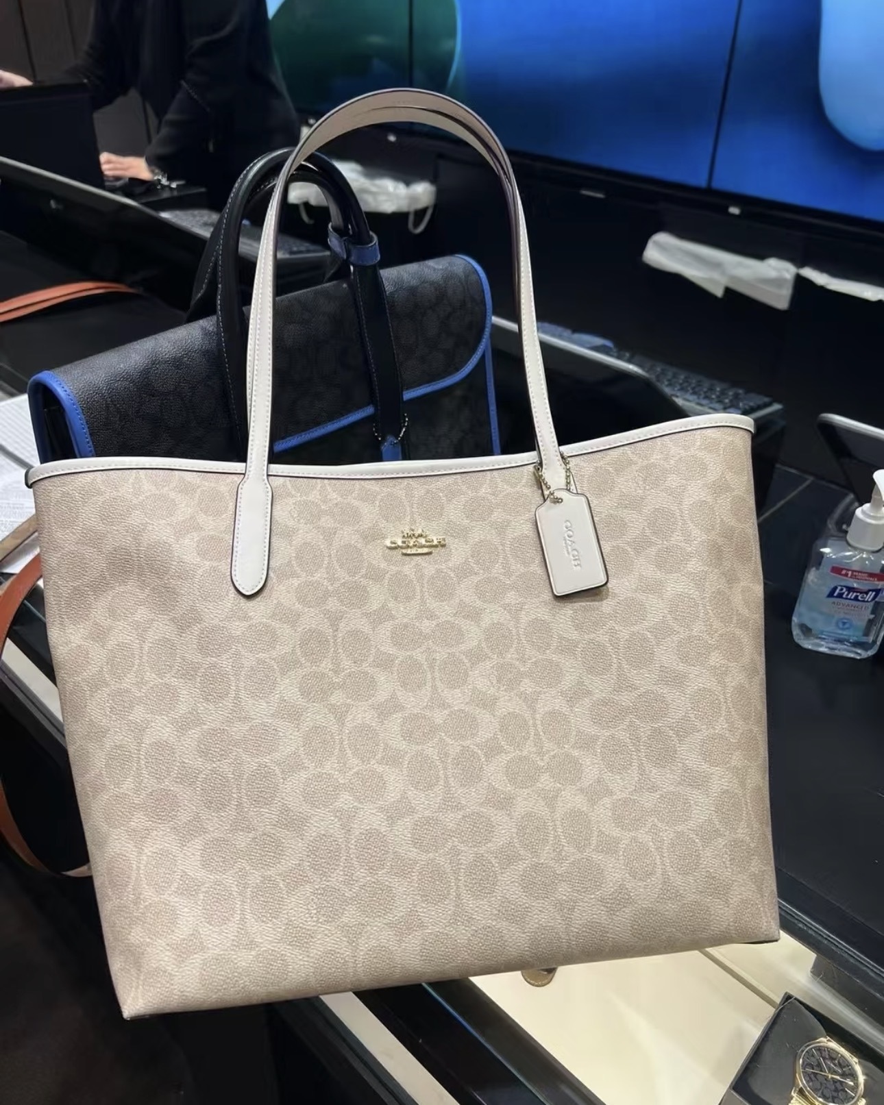 image_E7D4610E-3559-4491-BFC4-3445D474A179_1767263262