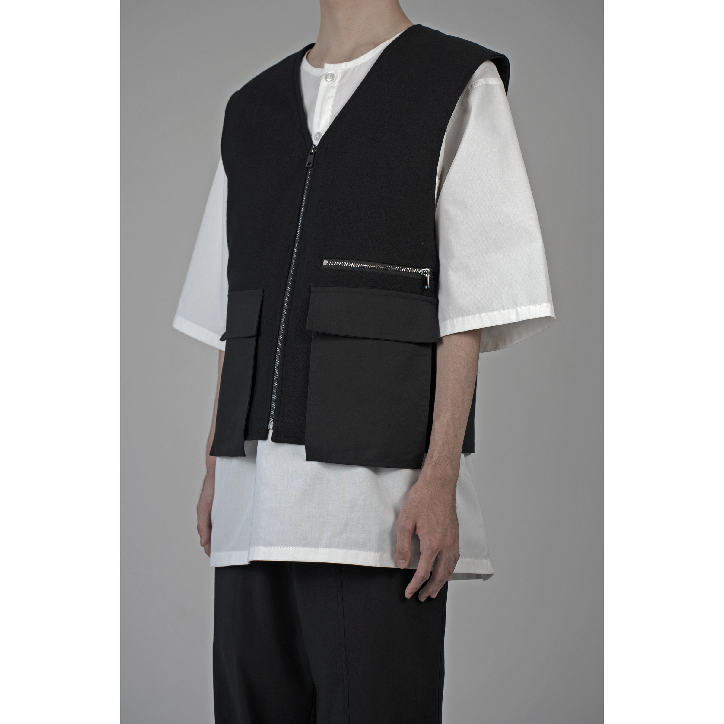 22AW Vest1