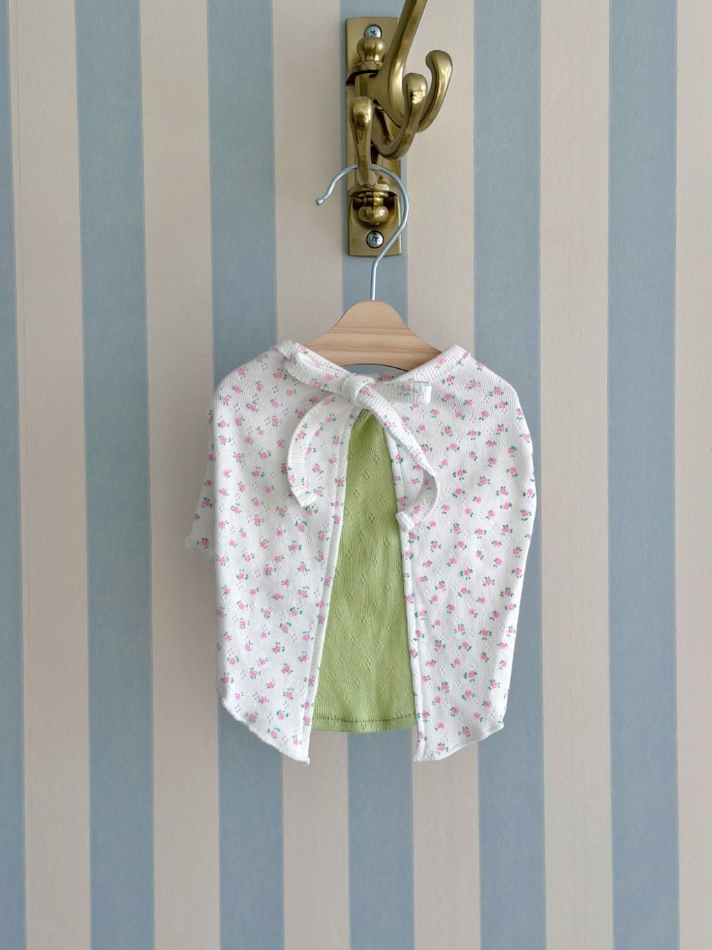 fd1df3bb8b5f1368d42356fe3b9c29ba