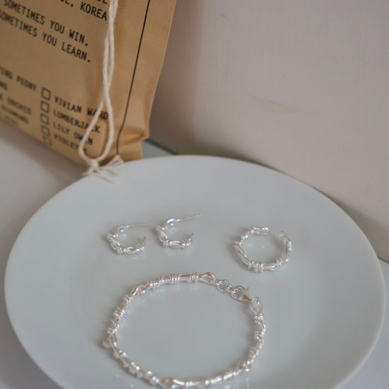 秋冬穿搭飾品上架 | Fling Accessory