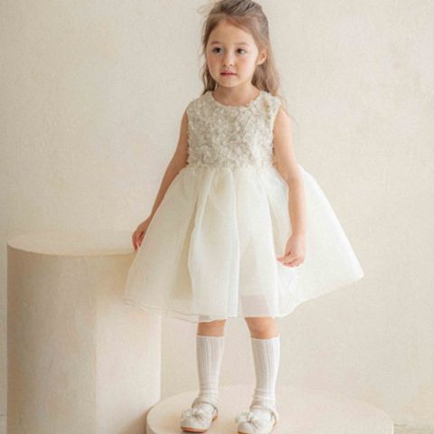 1774906299_2479687459