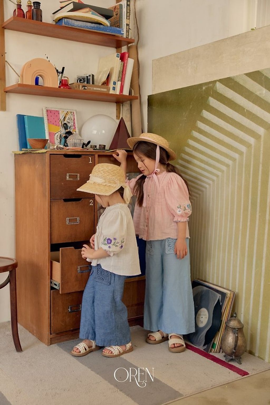 1775474831_5758330570