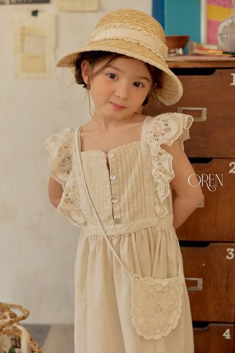 1775475715_8347306162