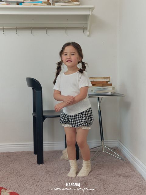 1776761703_1044564649