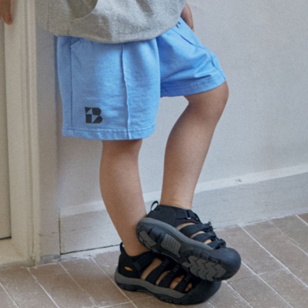 1776762290_2758216532