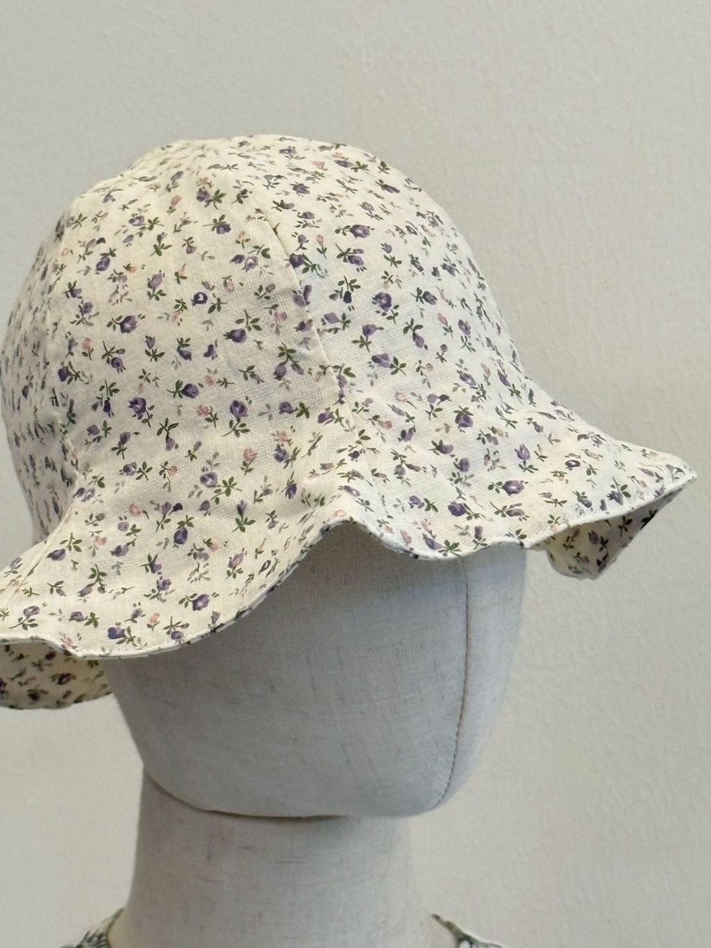 KR260718-F