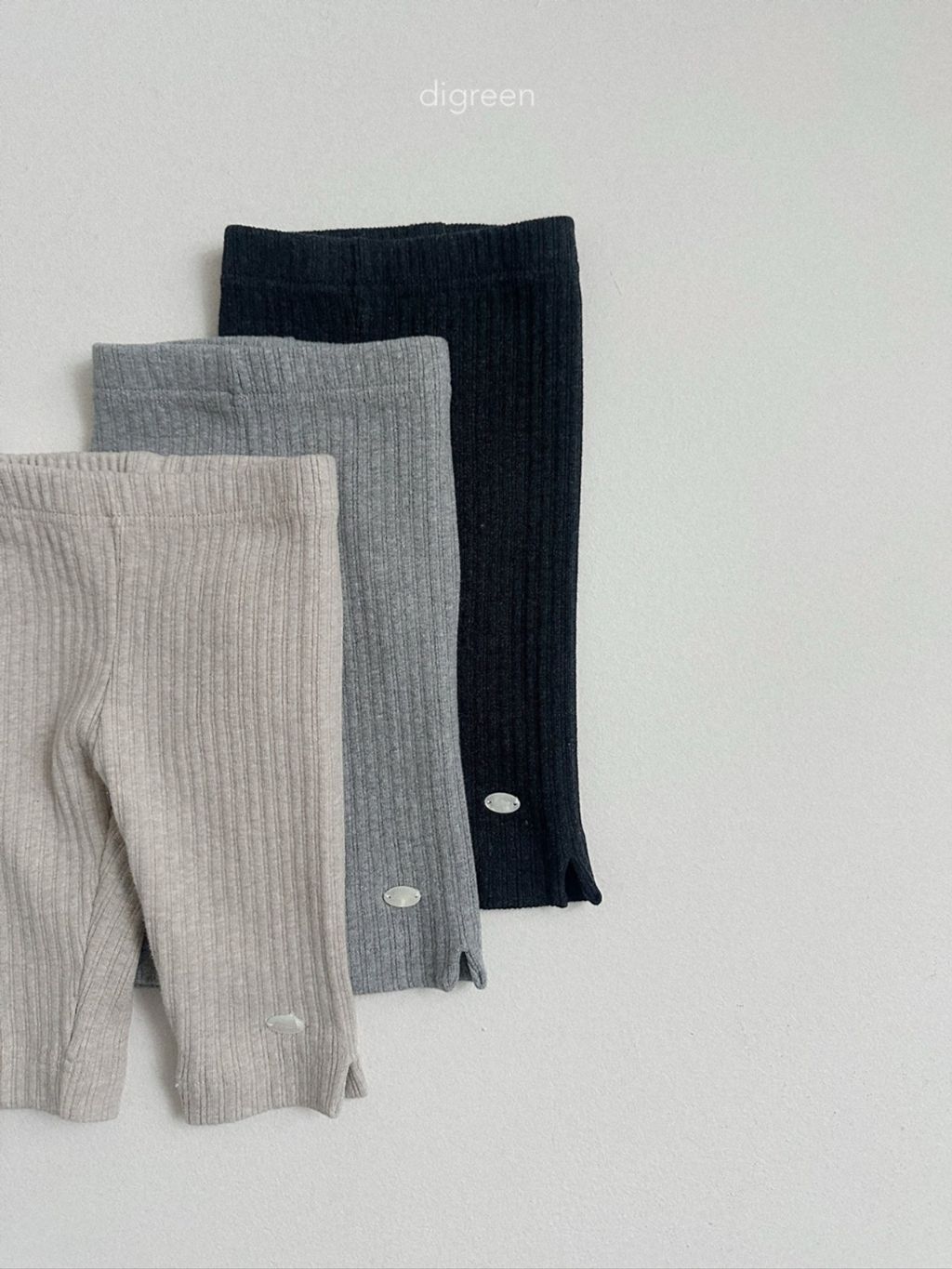 1784804128_3640111932