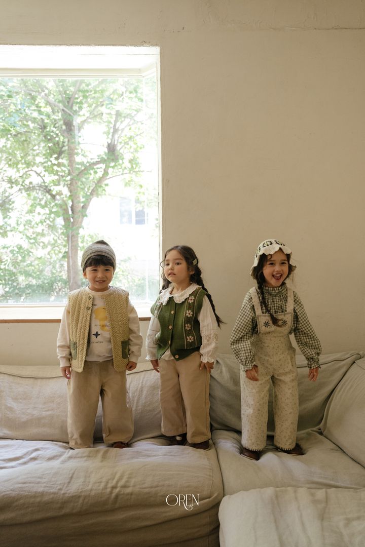 1787905658_2989202422