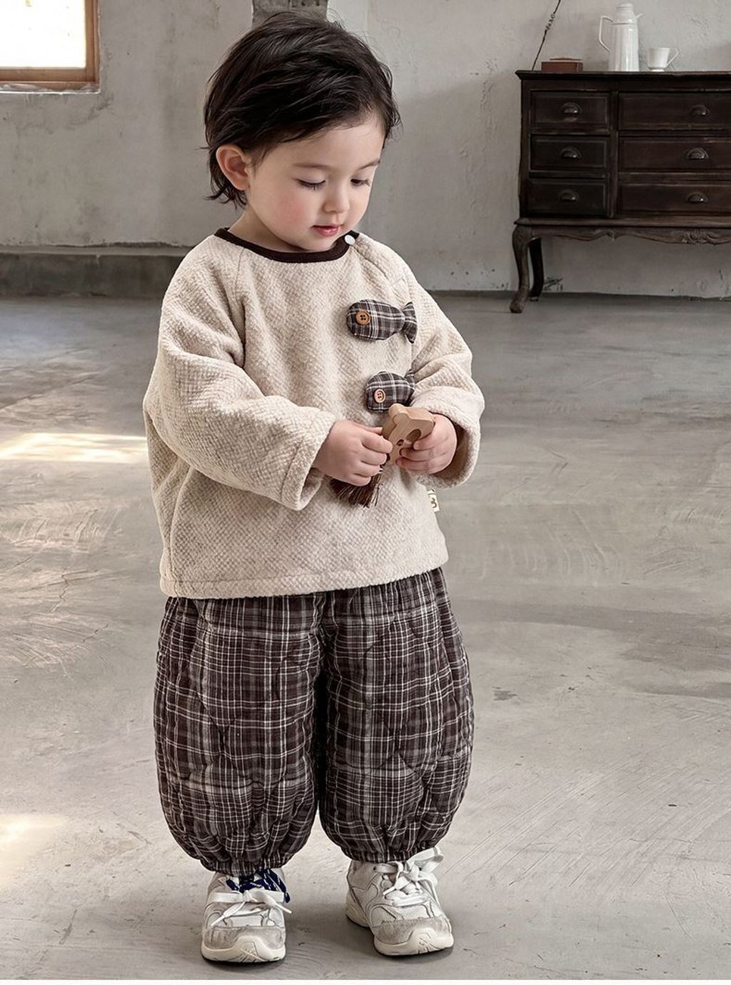 CN261003042-d5