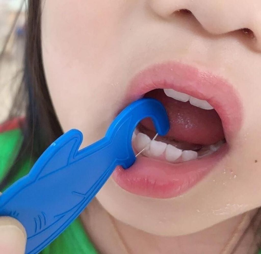 E2AA68F3-F14D-49B4-89E0-2D15A7D32186