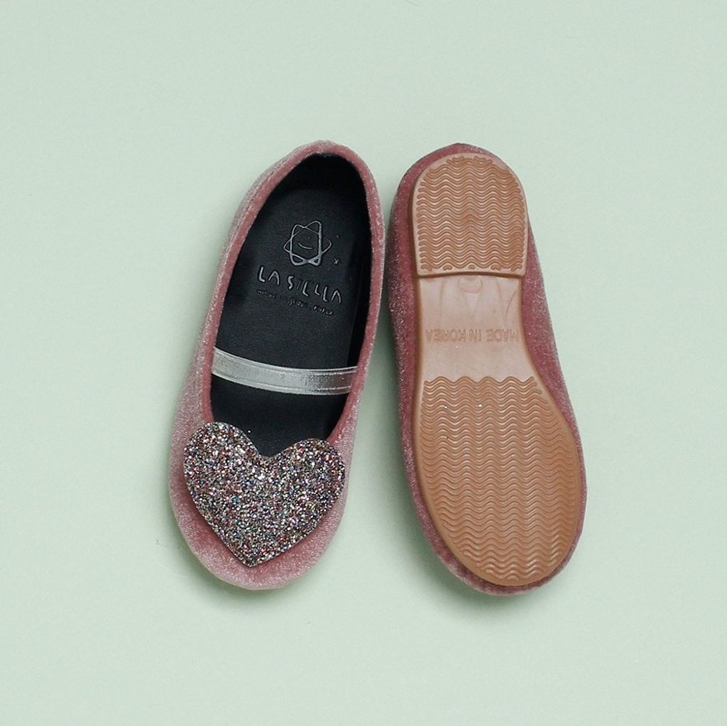 1676843001_8985744370