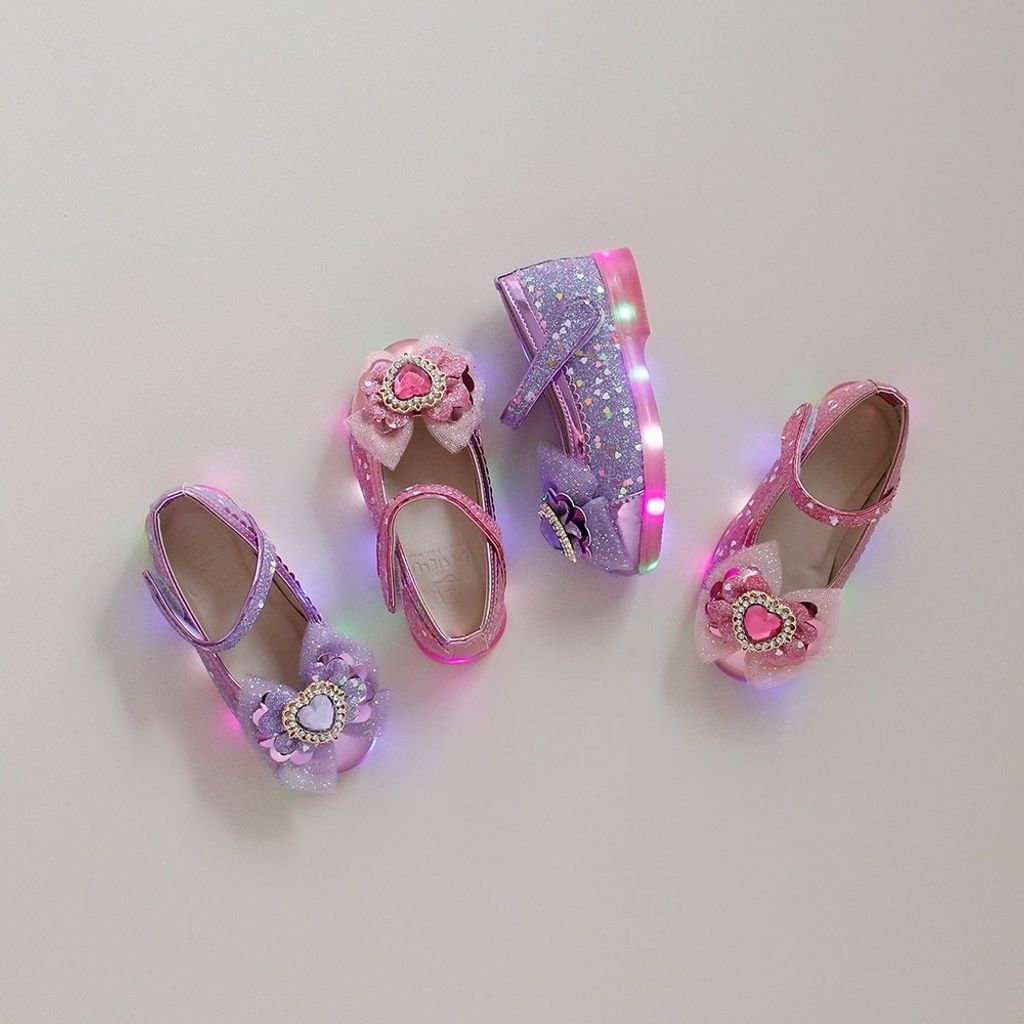 1693945130_2648023126