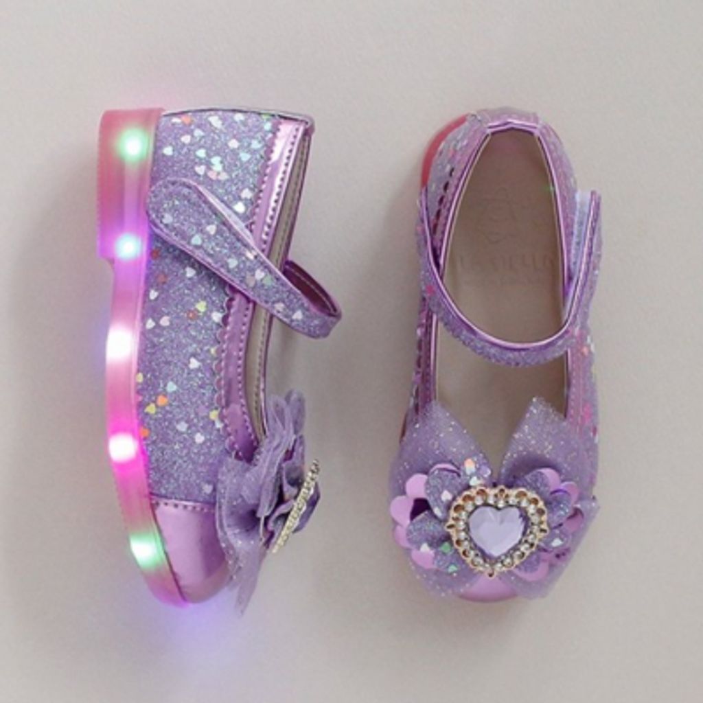 1693945144_9514332891