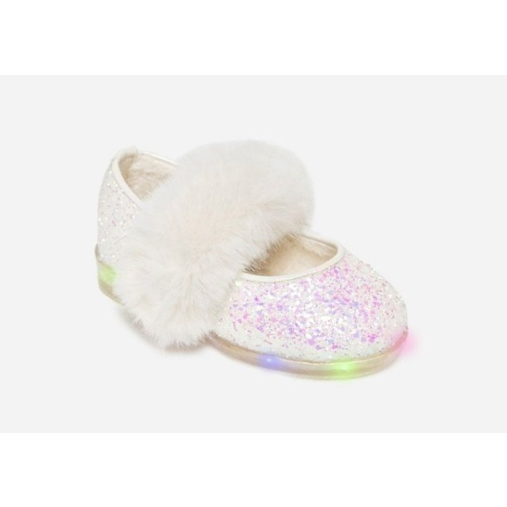 tw-11134207-7rash-m27cmm9dv5sqe8