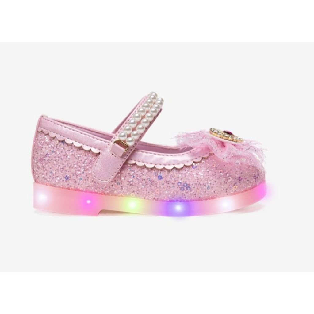 tw-11134207-7rbk6-m6u1p2rlfmoo50