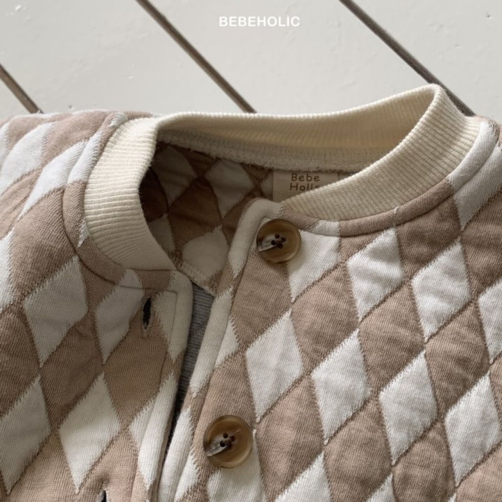 1753320306_2763481417