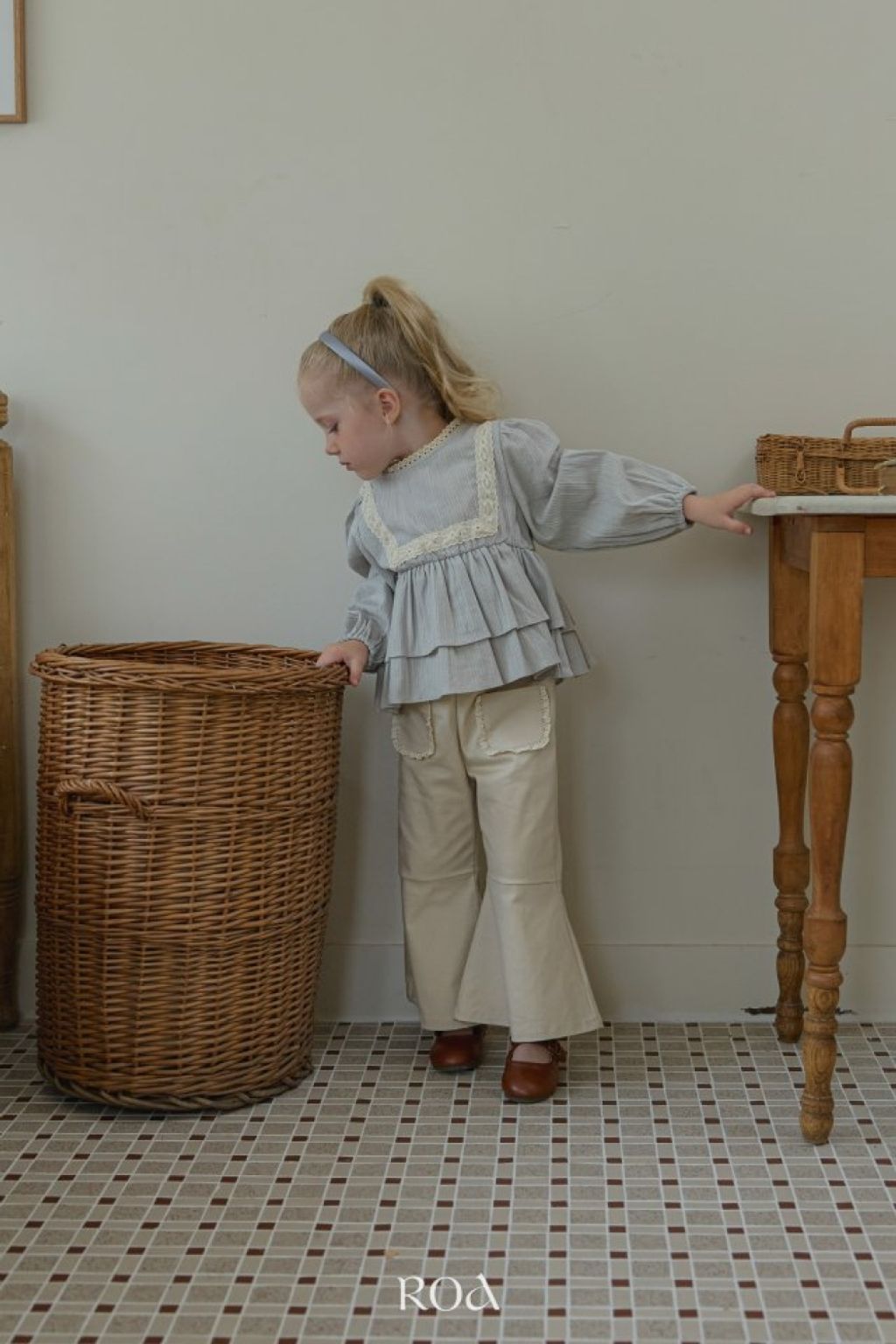 1752654104_9419462808