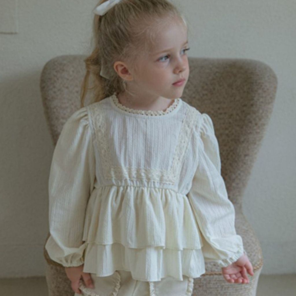 1752654228_8144121961