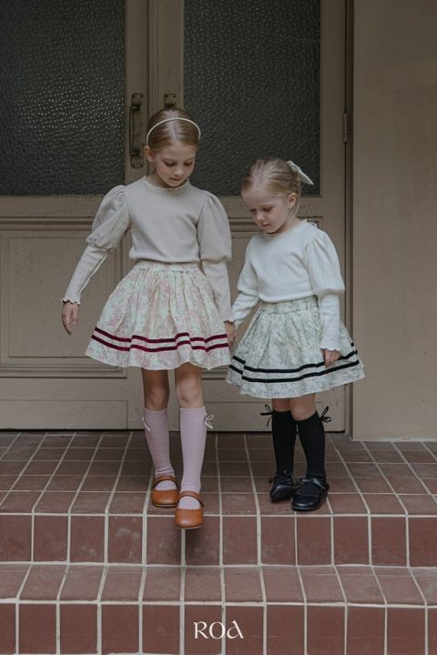 1752651701_2288656990