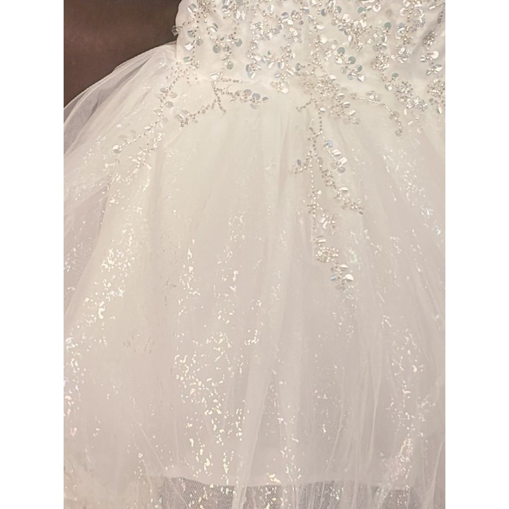 tw-11134207-81zth-mfm3qgzra0i6af