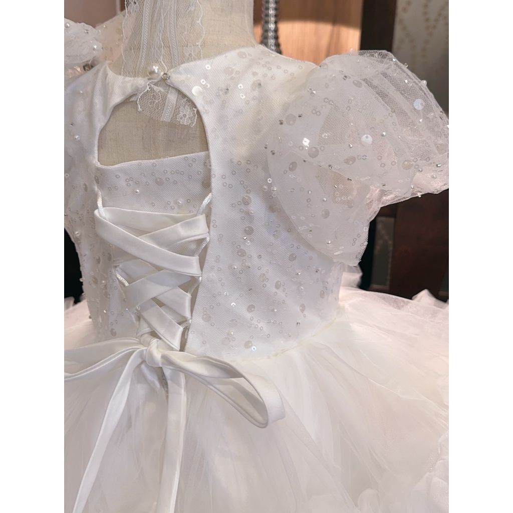 tw-11134207-81ztf-mfm4uhq8hwqz79