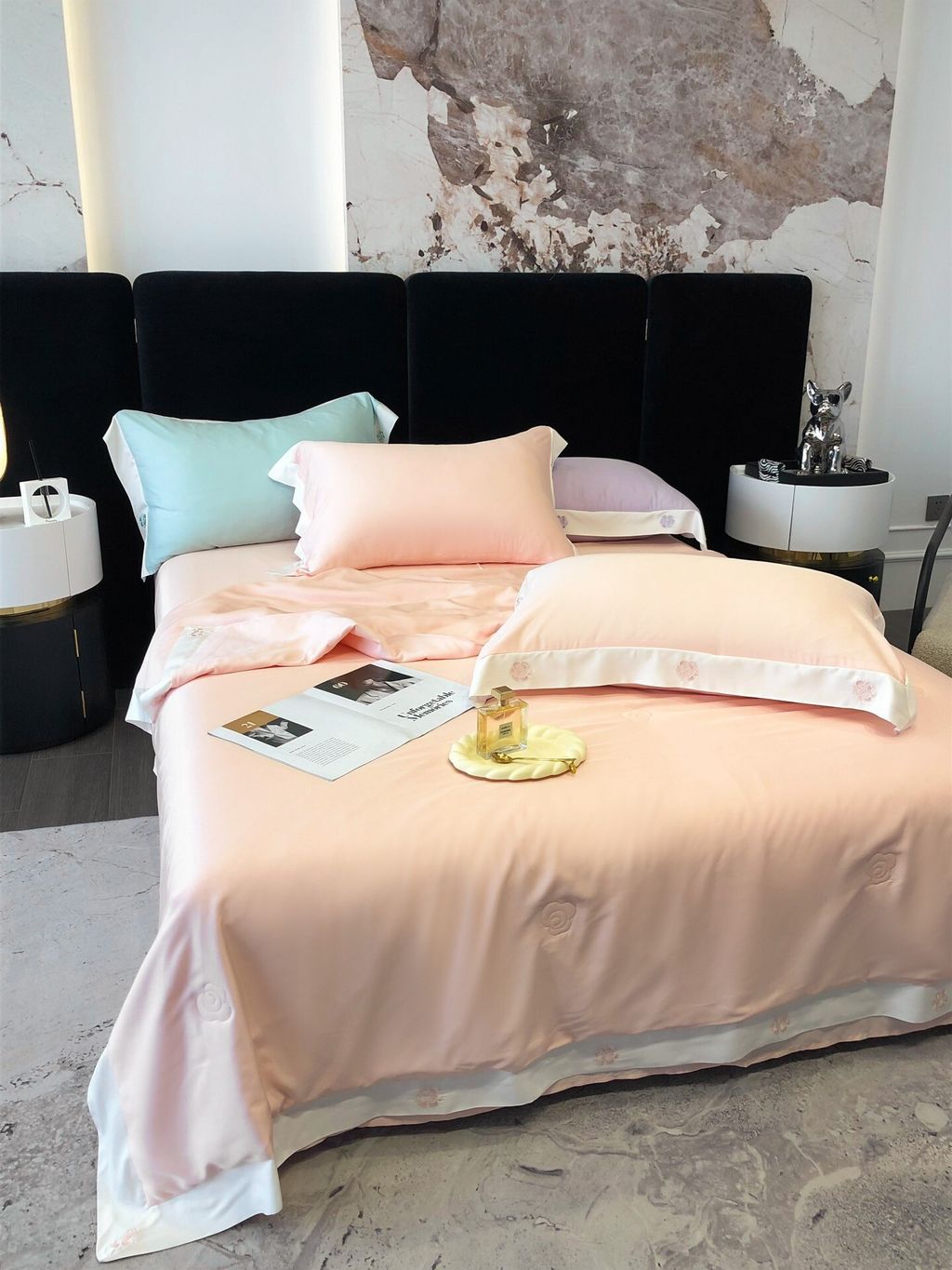 9C1EECFF-DB2C-40EF-9E12-33E4CC487385