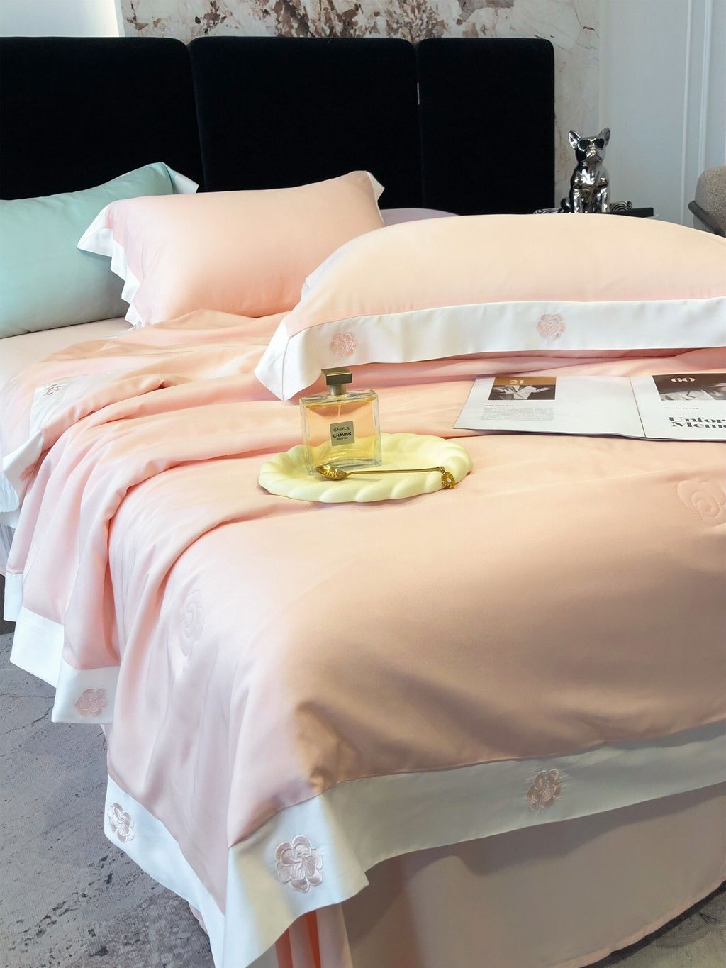 8E8D9DE7-442D-48C1-A12C-3FECAE7556C0