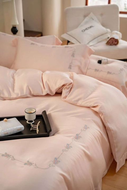 44A5F0E0-01F6-4B1B-AE01-82EE7E8691E4