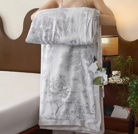 ED7A9321-86A8-4CD4-B88D-4E3C84DF99C8