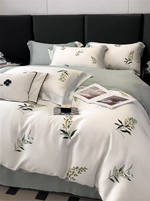 E8451191-59D9-4C95-8F98-F648258F92EA