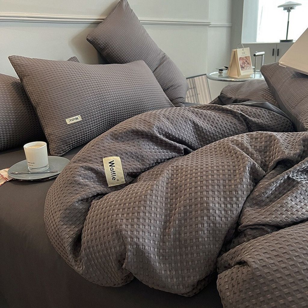 84A78CE2-5ED7-4829-A2AF-111B13F45D3C