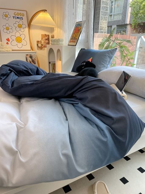 42E7E89E-3951-44EC-B1A5-5155D6609036